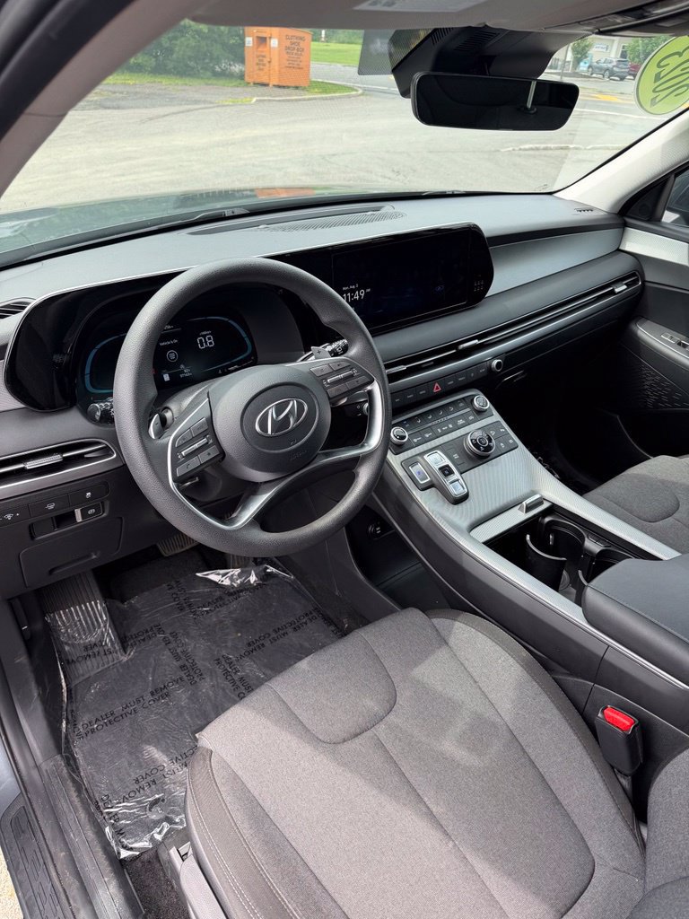 Used 2023 Hyundai Palisade SE AWD/4WD image 10