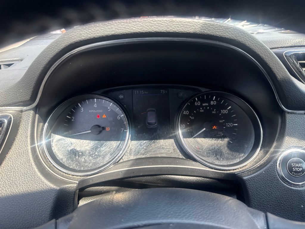 Used 2020 Nissan Rogue Sport AWD image 33