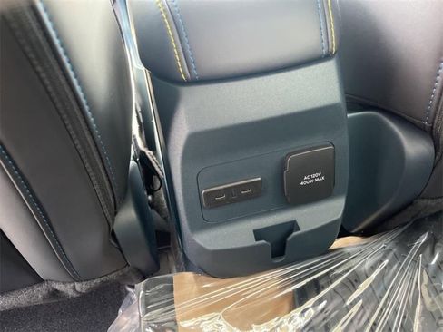 New 2025 Ford Maverick Lobo image 24