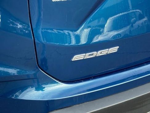 Used 2020 Ford Edge Titanium w/ Equipment Group 301A image 28