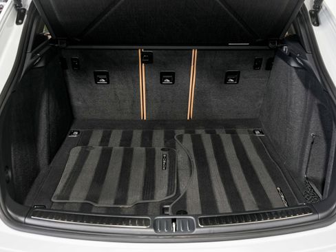 Used 2023 Porsche Macan S image 49