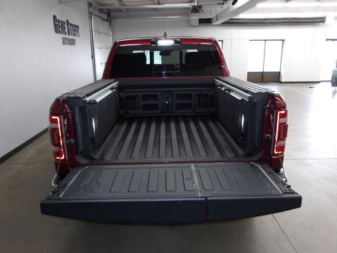 Used 2023 RAM 1500 Limited AWD/4WD image 18