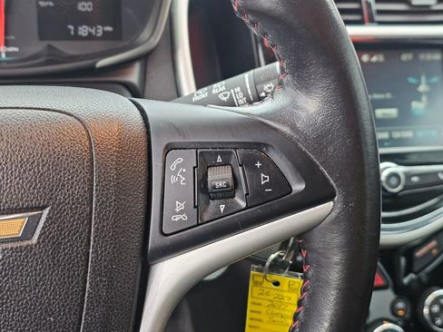 Used 2017 Chevrolet Sonic LT image 33