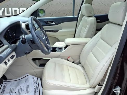 Used 2021 GMC Acadia Denali w/ Denali Ultimate Package AWD/4WD image 23