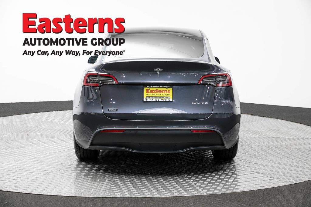 Used 2022 Tesla Model Y Long Range AWD/4WD image 7