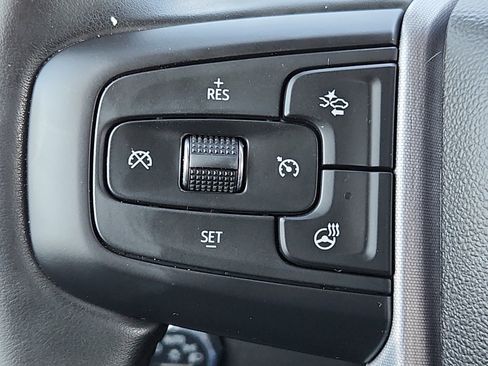 Used 2023 GMC Sierra 1500 SLT image 15