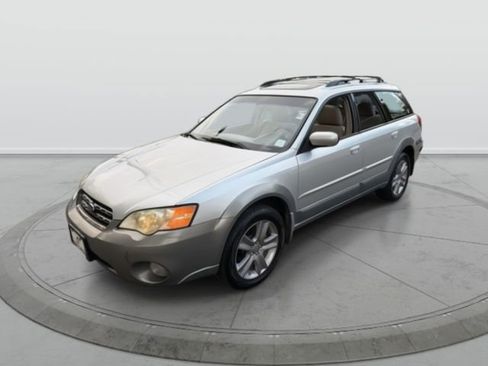 Used 2007 Subaru Outback 2.5i Limited AWD/4WD image 3