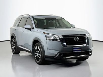 Used 2023 Nissan Pathfinder Platinum