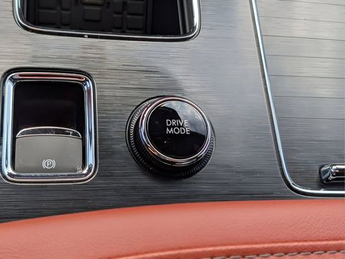 Used 2025 Lincoln Aviator Reserve w/ Equipment Group 201A image 25