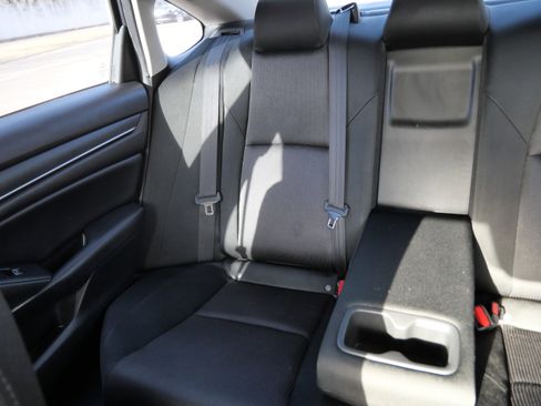 Used 2018 Honda Accord LX image 12