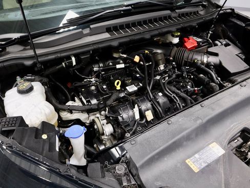 Certified 2022 Ford Edge SE image 18