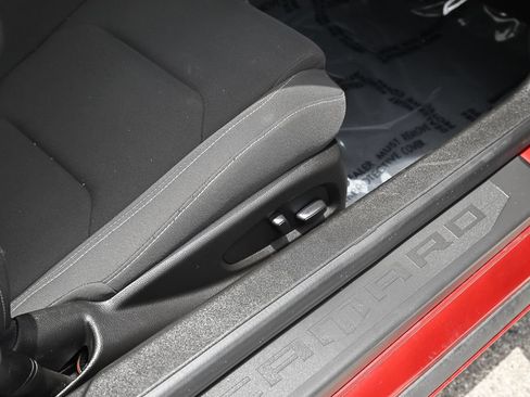 Used 2021 Chevrolet Camaro LT RWD image 33