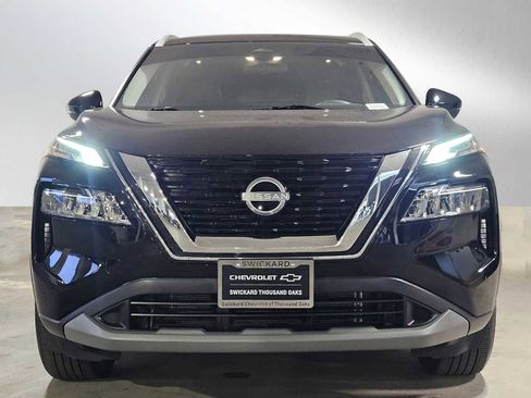 Used 2022 Nissan Rogue SV w/ SV Premium Package image 8