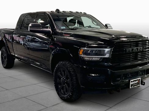 Used 2019 RAM 2500 Laramie AWD/4WD image 3