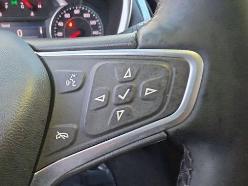 Used 2023 Chevrolet Equinox LT AWD/4WD image 12