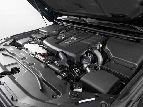 Used 2025 Lexus GX 550 image 48