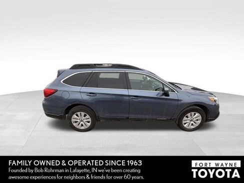 Used 2015 Subaru Outback 2.5i Premium image 5