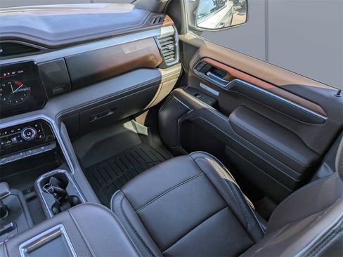 Used 2022 GMC Sierra 1500 Denali w/ Technology Package image 16