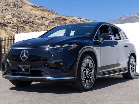Used 2023 Mercedes-Benz EQS 450+ SUV image 5