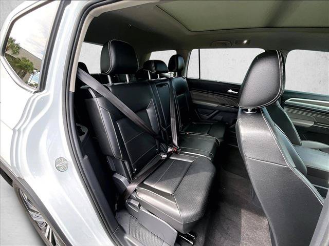 Used 2022 Volkswagen Atlas SEL AWD/4WD image 29