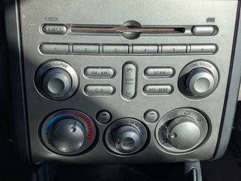 Used 2009 Mitsubishi Galant ES image 13