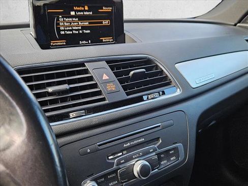 Used 2016 Audi Q3 2.0T Premium Plus image 7