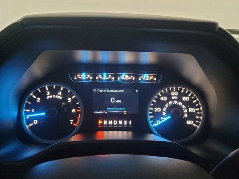 Used 2015 Ford F150 XLT w/ Equipment Group 302A Luxury AWD/4WD image 23