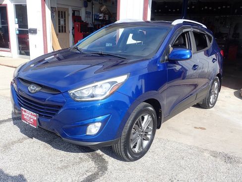 Used 2014 Hyundai Tucson SE AWD/4WD image 2