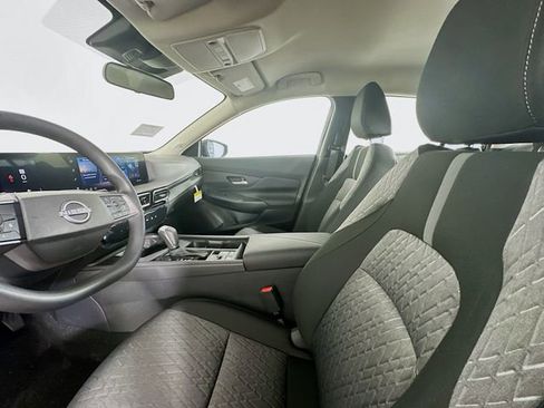 Used 2026 Nissan Sentra SV w/ Floor Mat Package image 22