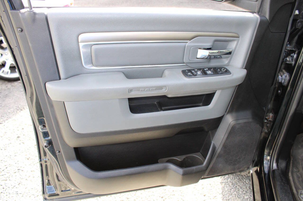 Used 2017 RAM 1500 Big Horn AWD/4WD image 19