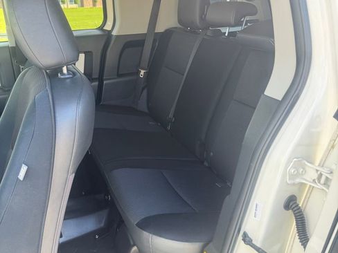 Used 2012 Toyota FJ Cruiser 2WD w/ Upgrade Pkg image 15