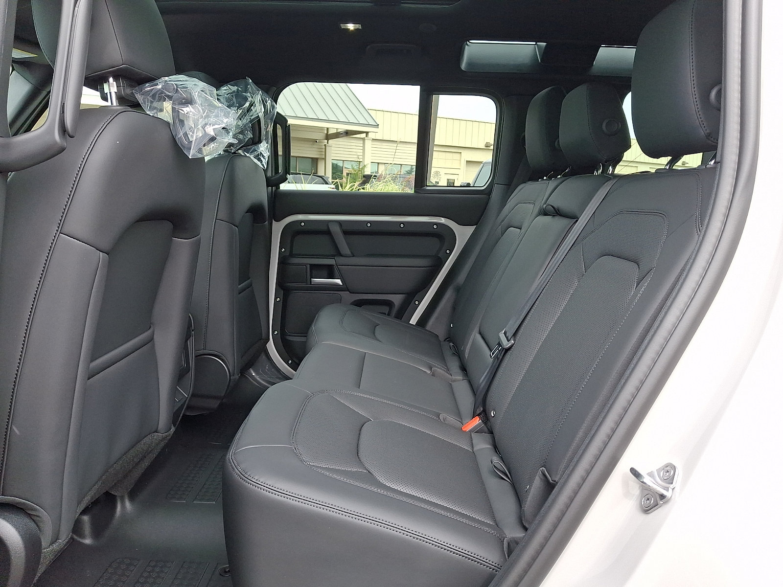 New 2026 Land Rover Defender 110 S AWD/4WD image 7