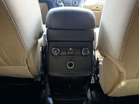 Used 2017 Ford Explorer FWD image 35