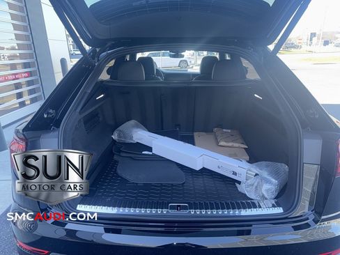 New 2026 Audi Q8 Premium Plus image 17