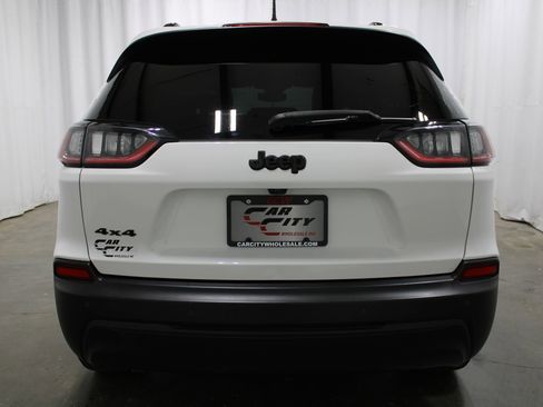 Used 2023 Jeep Cherokee Altitude Lux AWD/4WD image 7