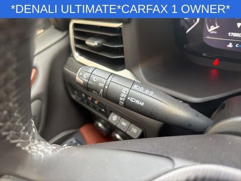 Used 2024 GMC Yukon XL Denali Ultimate image 38