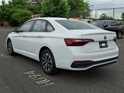 Used 2024 Volkswagen Jetta S FWD image 4
