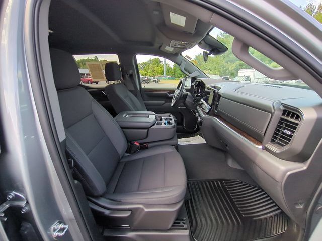 Used 2025 GMC Sierra 1500 SLE w/ Preferred Package AWD/4WD image 34