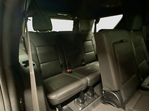 Used 2023 Chevrolet Tahoe High Country w/ LPO, Illumination Package AWD/4WD image 32