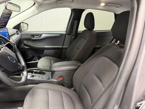 Used 2024 Ford Escape Active w/ Cold Weather Package FWD image 16