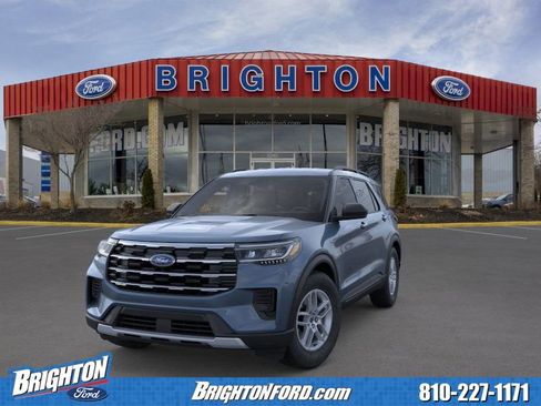 Used 2026 Ford Explorer Active image 4
