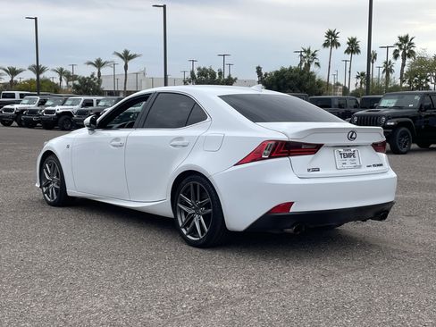 Used 2016 Lexus IS 300 AWD image 4