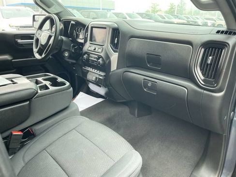 Certified 2020 Chevrolet Silverado 1500 Custom w/ Custom Value Package AWD/4WD image 26