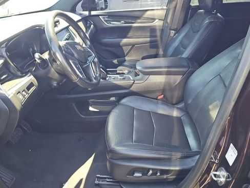 Used 2021 Cadillac XT5 Premium Luxury image 5