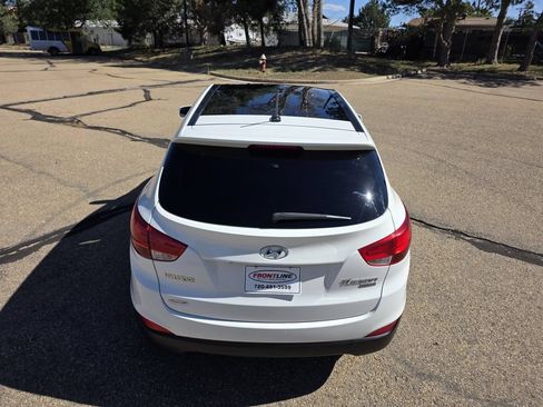 Used 2013 Hyundai Tucson Limited w/ Premium Pkg FWD image 6
