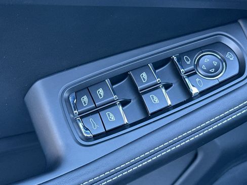 New 2026 Porsche Macan Turbo AWD/4WD image 13
