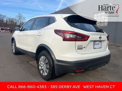 Certified 2020 Nissan Rogue Sport S image 3