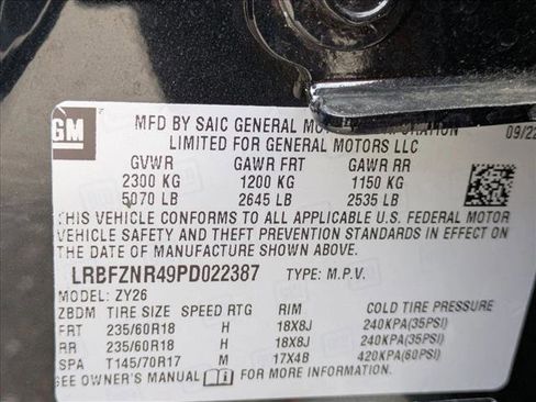 Used 2023 Buick Envision Essence image 24