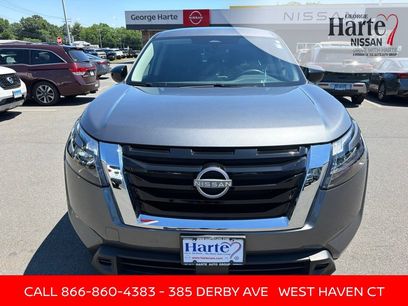 Certified 2024 Nissan Pathfinder S