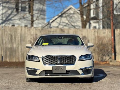 Used 2019 Lincoln MKZ Reserve w/ Reserve Plus Package image 9